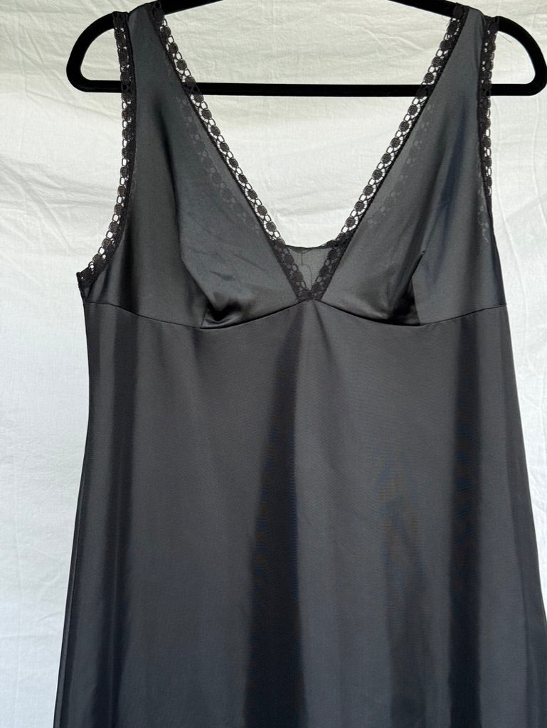 Black lace dress
